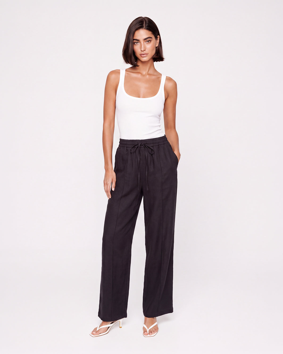 WIDE-LEG DRAWSTRING PANTS