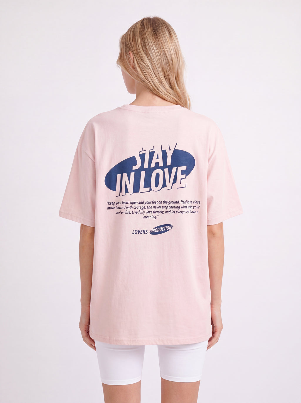 STAY IN LOVE OVERSIZED GRAPHIC T-SHIRT