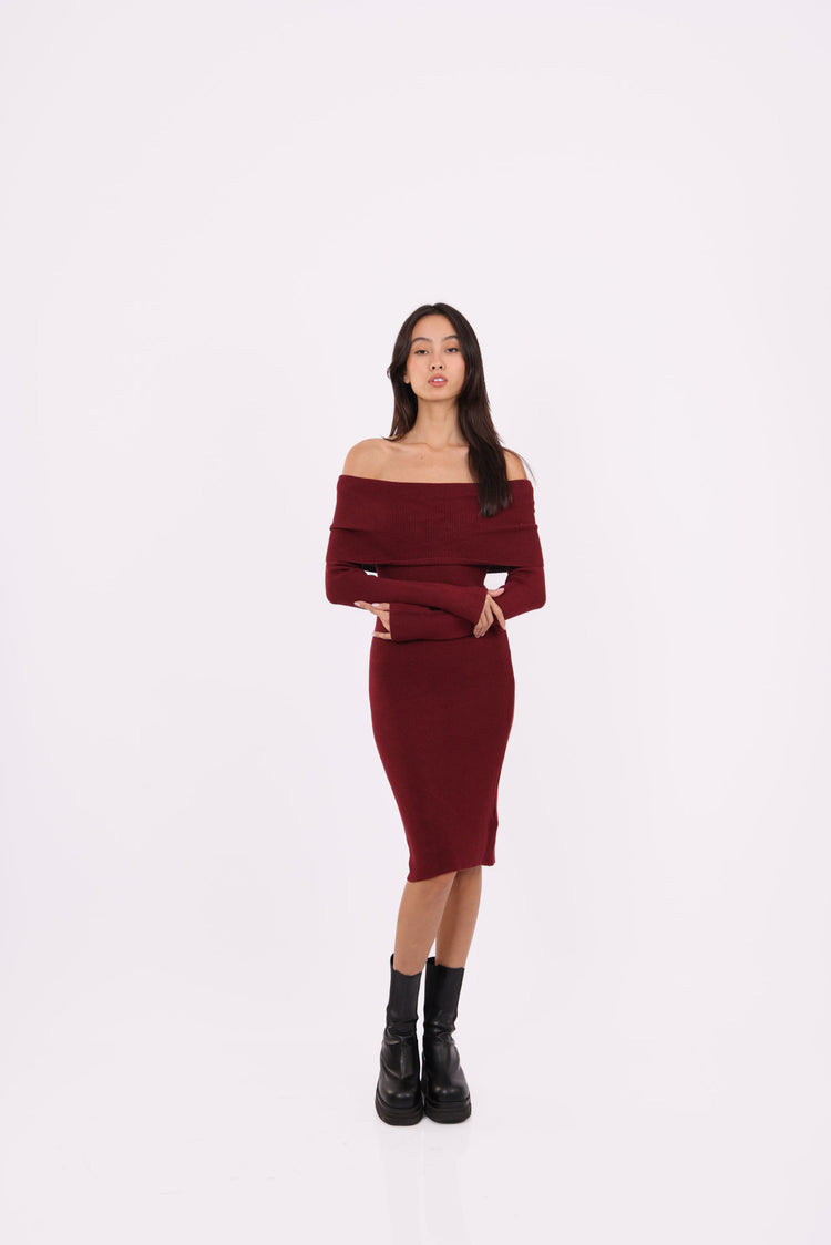 OFF-SHOULDER KNIT MIDI DRESS