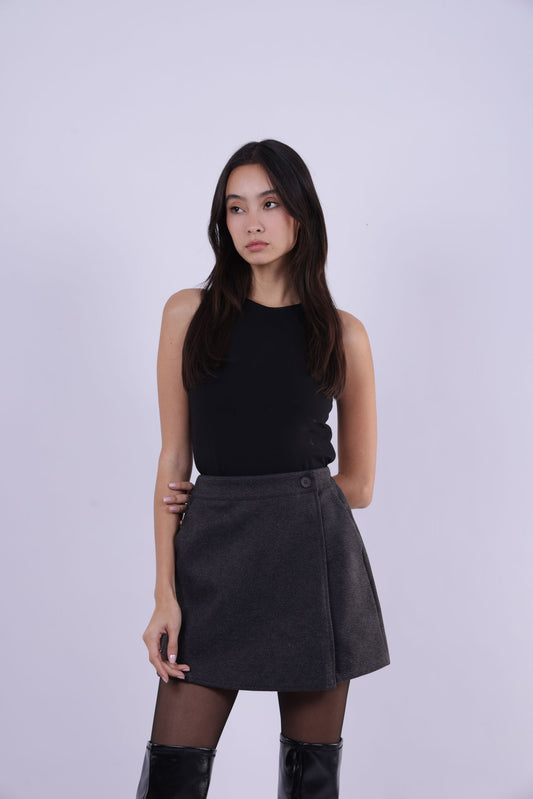 TAILORED WRAP SHORTS