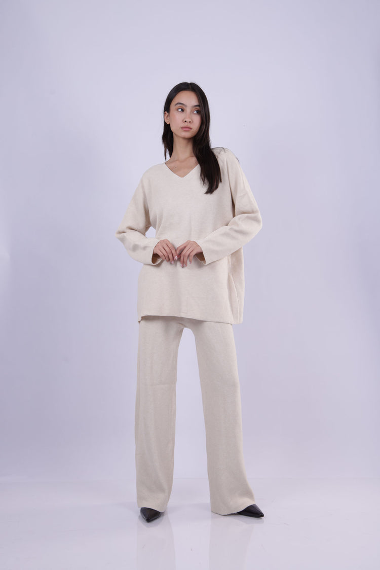 ESSENTIAL V-NECK KNIT SET