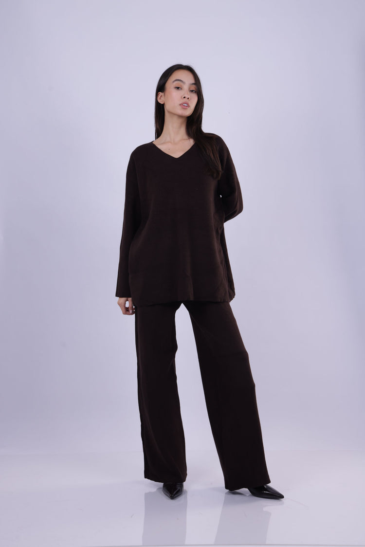 ESSENTIAL V-NECK KNIT SET