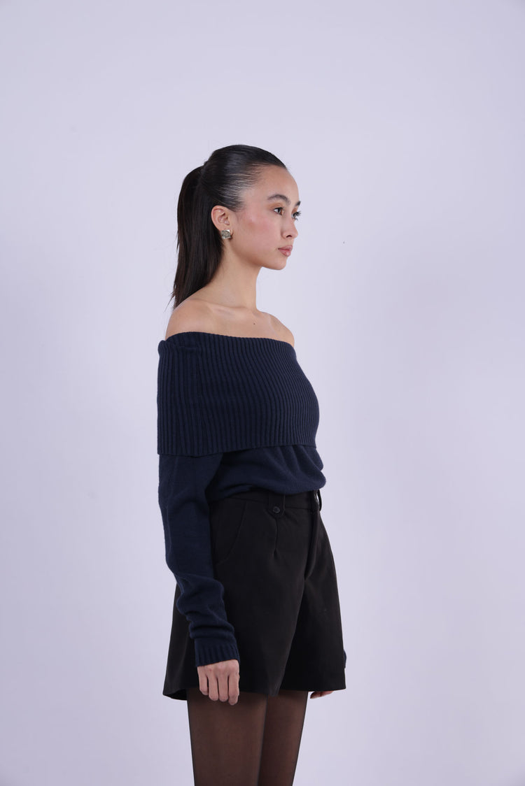 OFF-SHOULDER RIBBED KNIT TOP