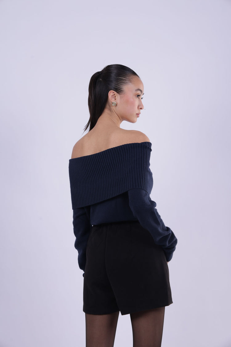 OFF-SHOULDER RIBBED KNIT TOP