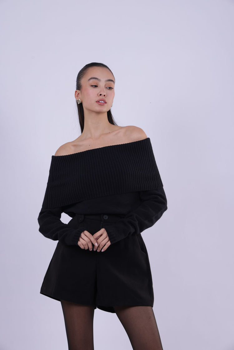 OFF-SHOULDER RIBBED KNIT TOP