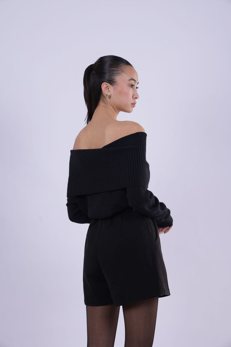OFF-SHOULDER RIBBED KNIT TOP