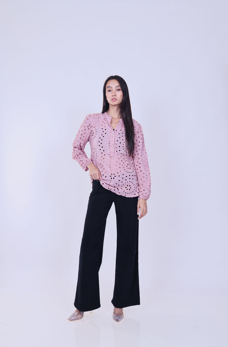 EMBROIDERED EYELET POPOVER BLOUSE