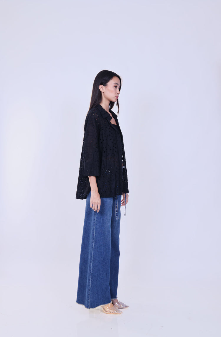 EMBROIDERED EYELET SHIRT