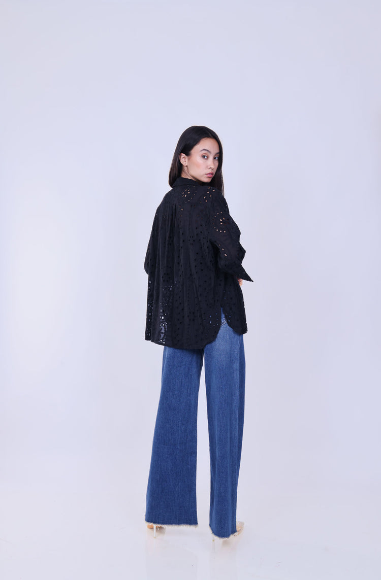 EMBROIDERED EYELET SHIRT