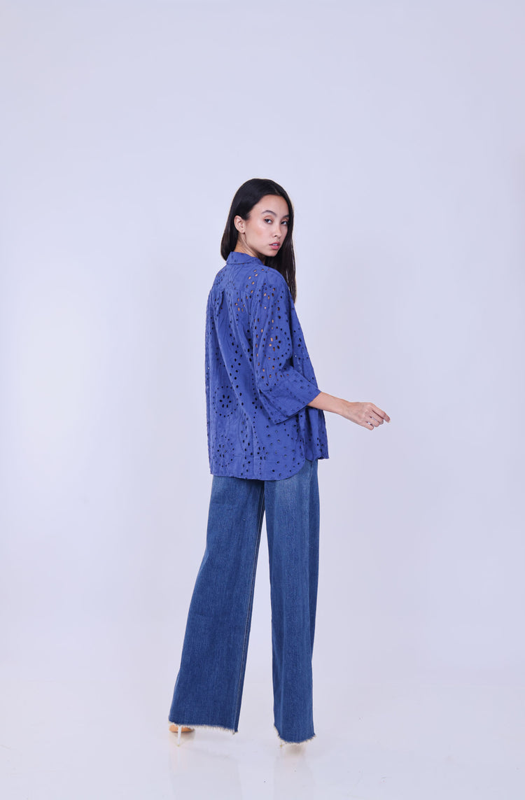 EMBROIDERED EYELET SHIRT