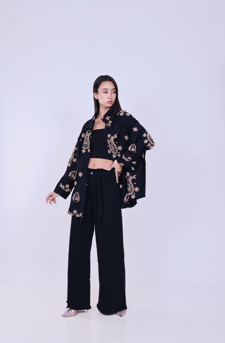 EMBROIDERED OVERSIZED SHIRT