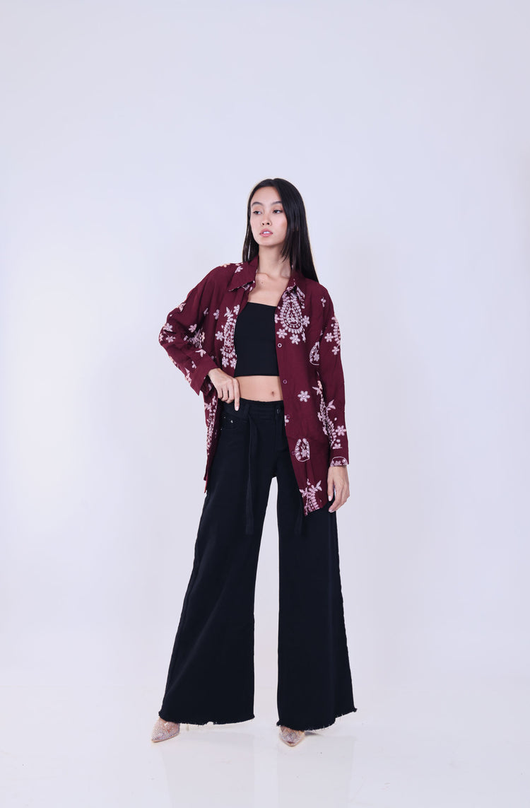 EMBROIDERED OVERSIZED SHIRT