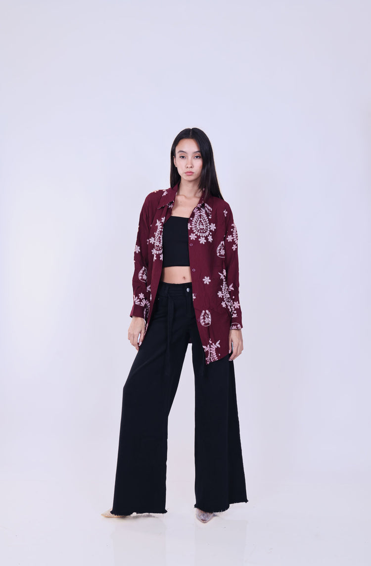 EMBROIDERED OVERSIZED SHIRT