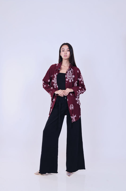 EMBROIDERED OVERSIZED SHIRT