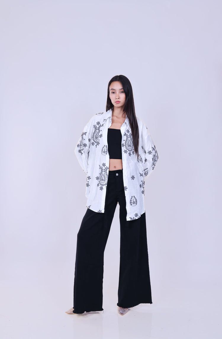 EMBROIDERED OVERSIZED SHIRT
