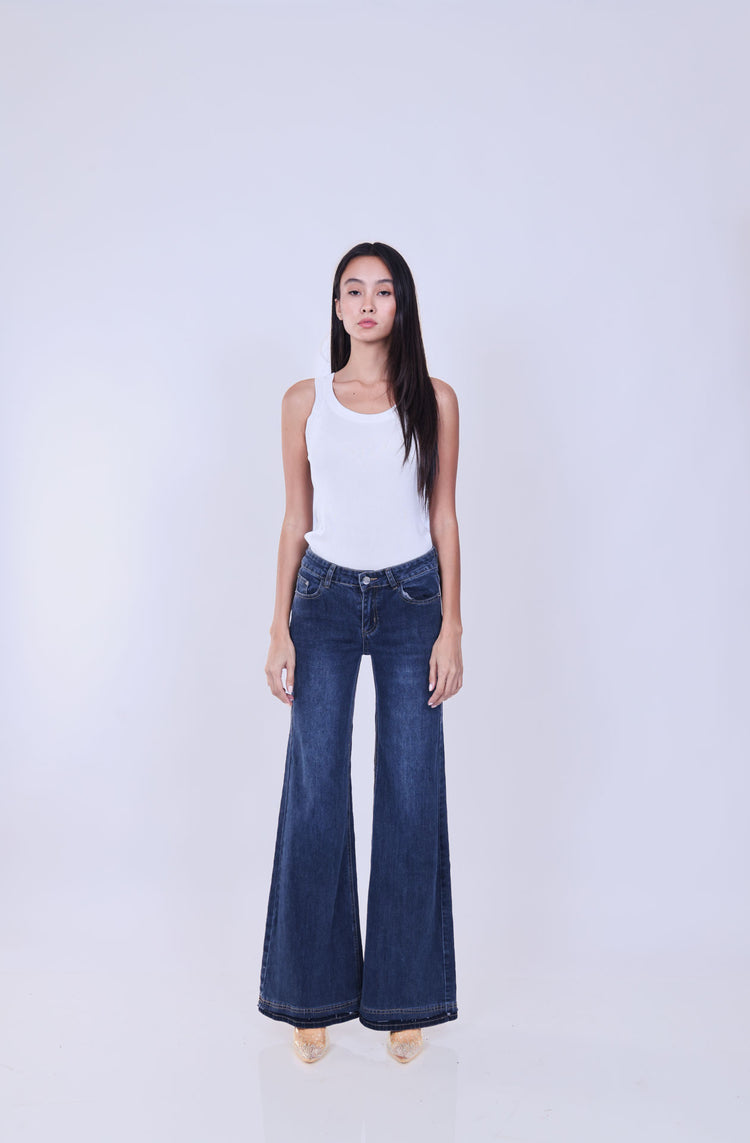 DARK WASH SLIM FLARE JEANS