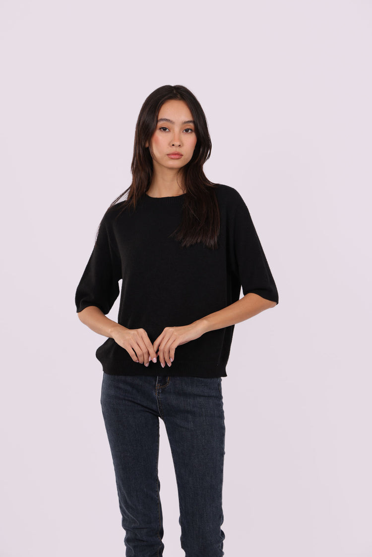 RELAXED HALF-SLEEVE KNIT