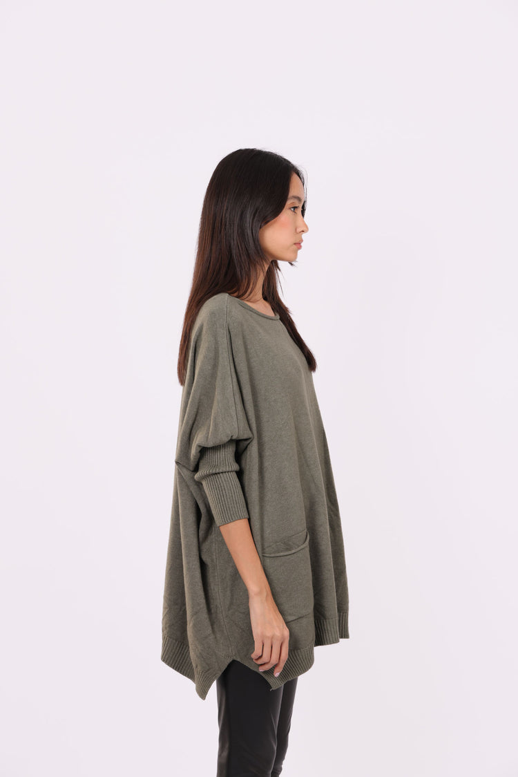 ASYMMETRICAL RELAXED KNIT WITH SIDE POCKET