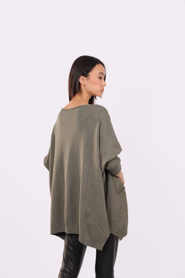 ASYMMETRICAL RELAXED KNIT WITH SIDE POCKET