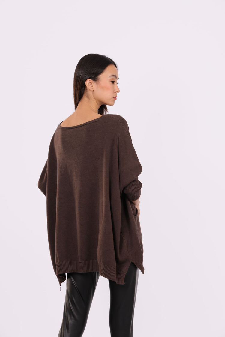 ASYMMETRICAL RELAXED KNIT WITH SIDE POCKET