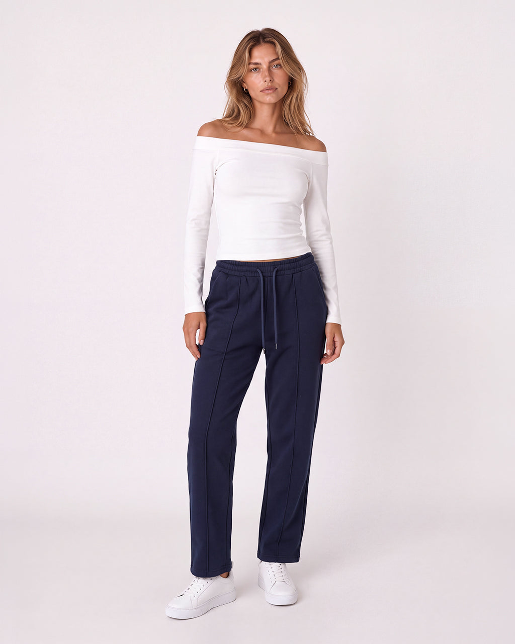 WIDE LEG FLEECE SWEATPANTS