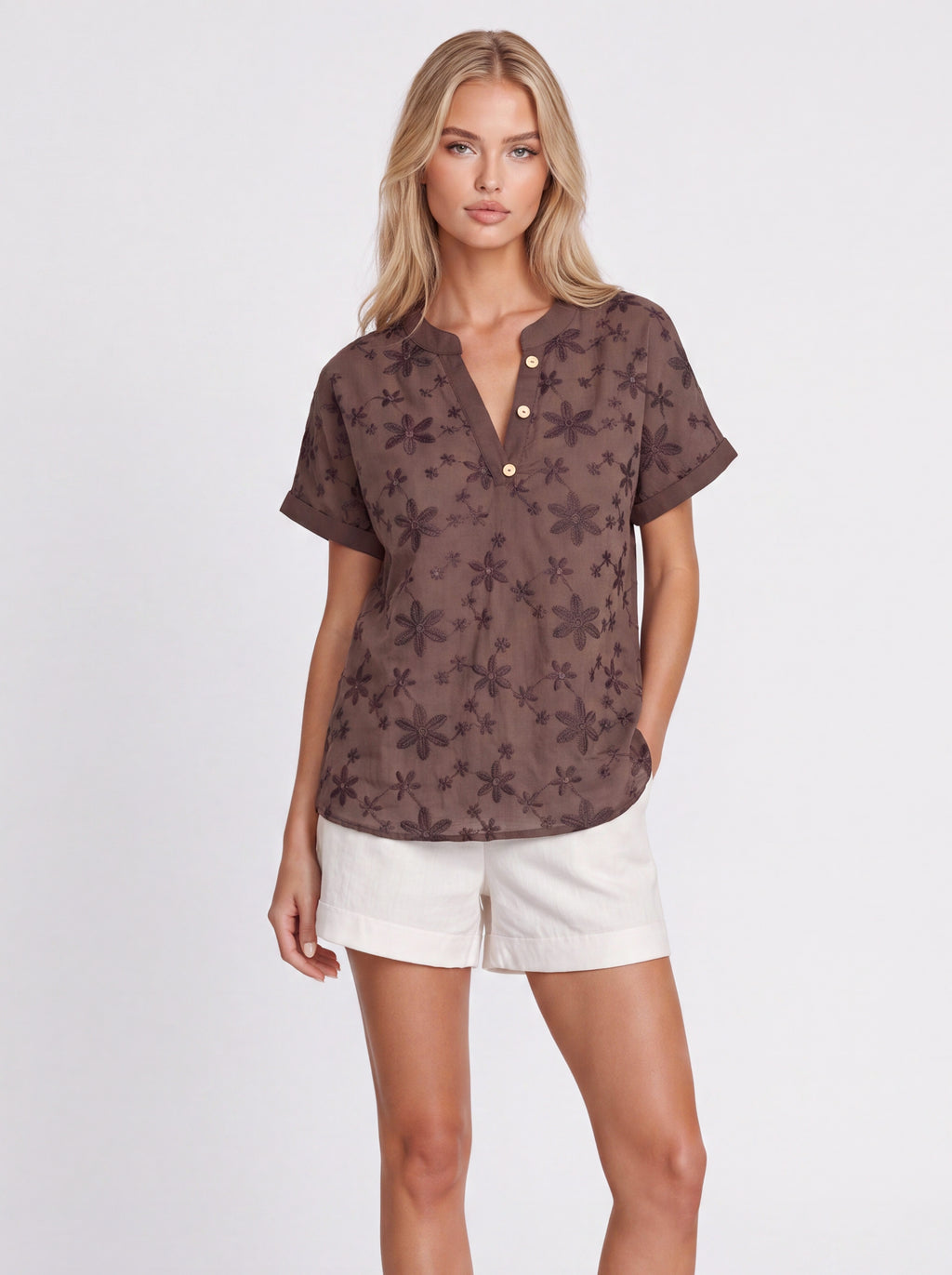 FLORAL EMBROIDERED BLOUSE