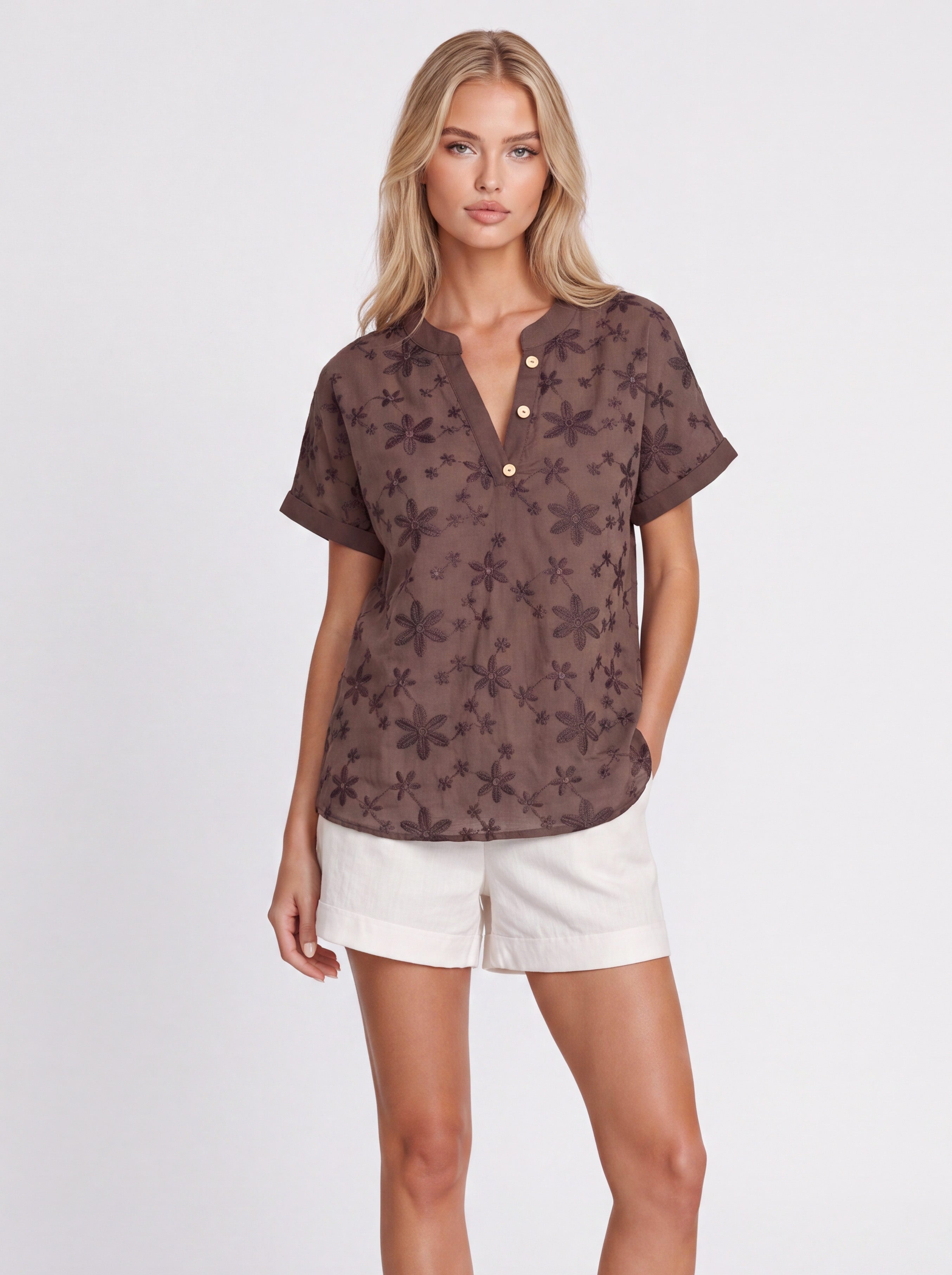 FLORAL EMBROIDERED BLOUSE