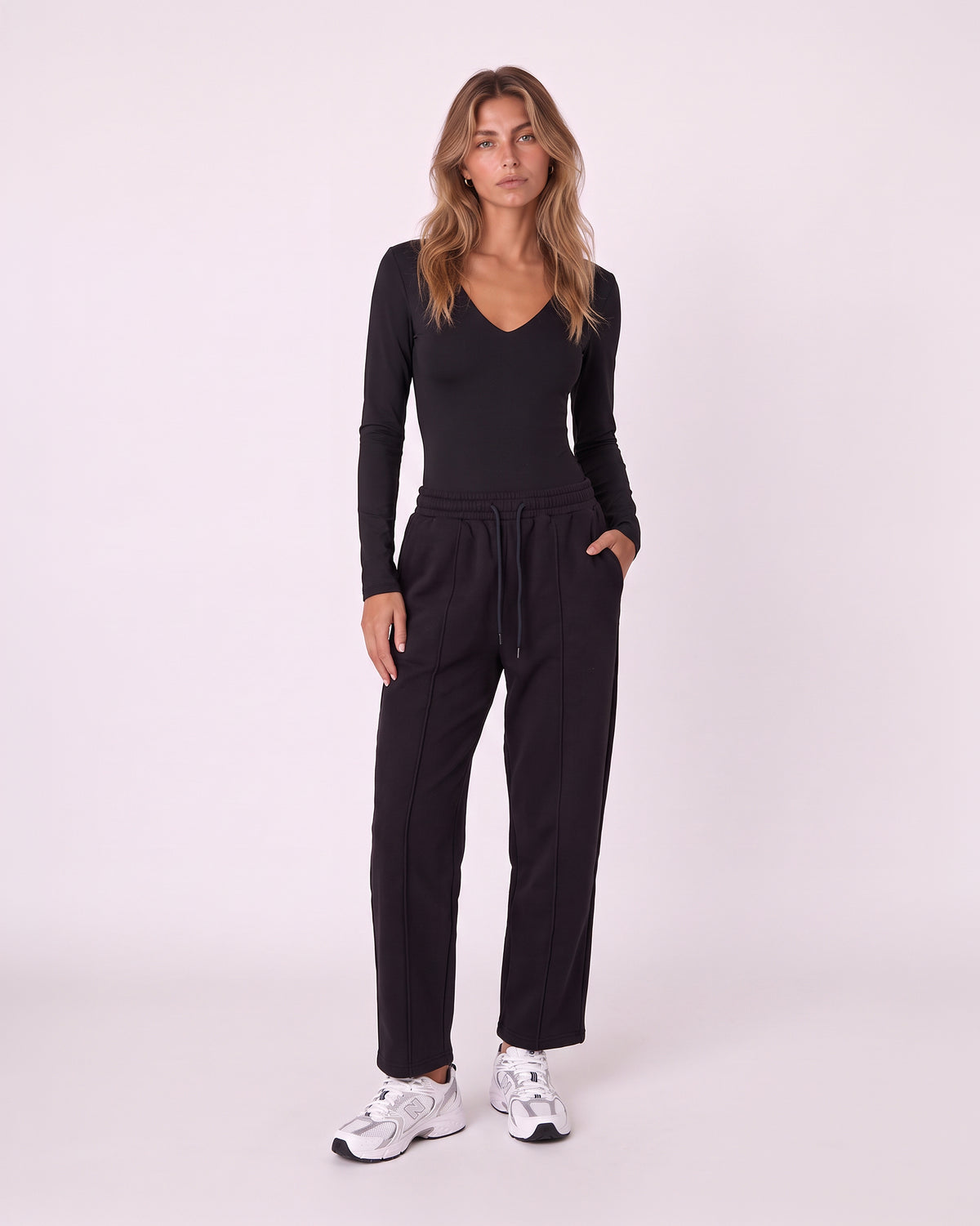 FITTED V-NECK BODYSUIT