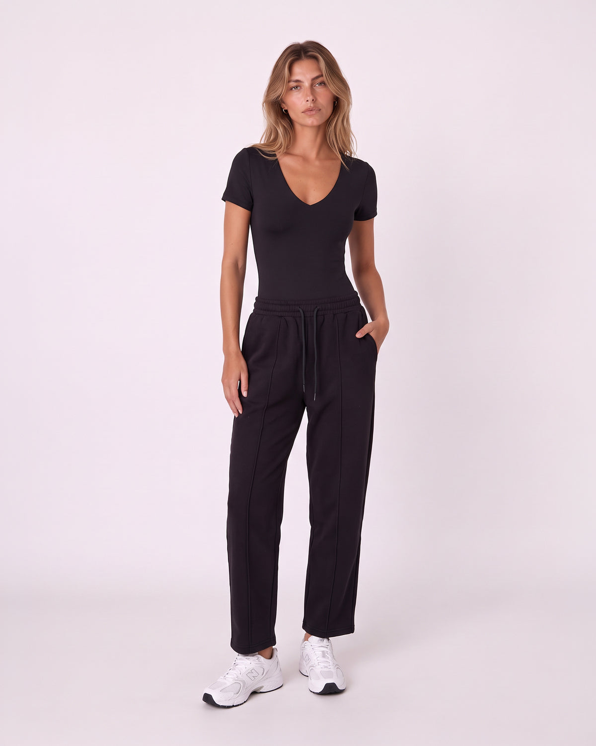 FITTED V-NECK BODYSUIT