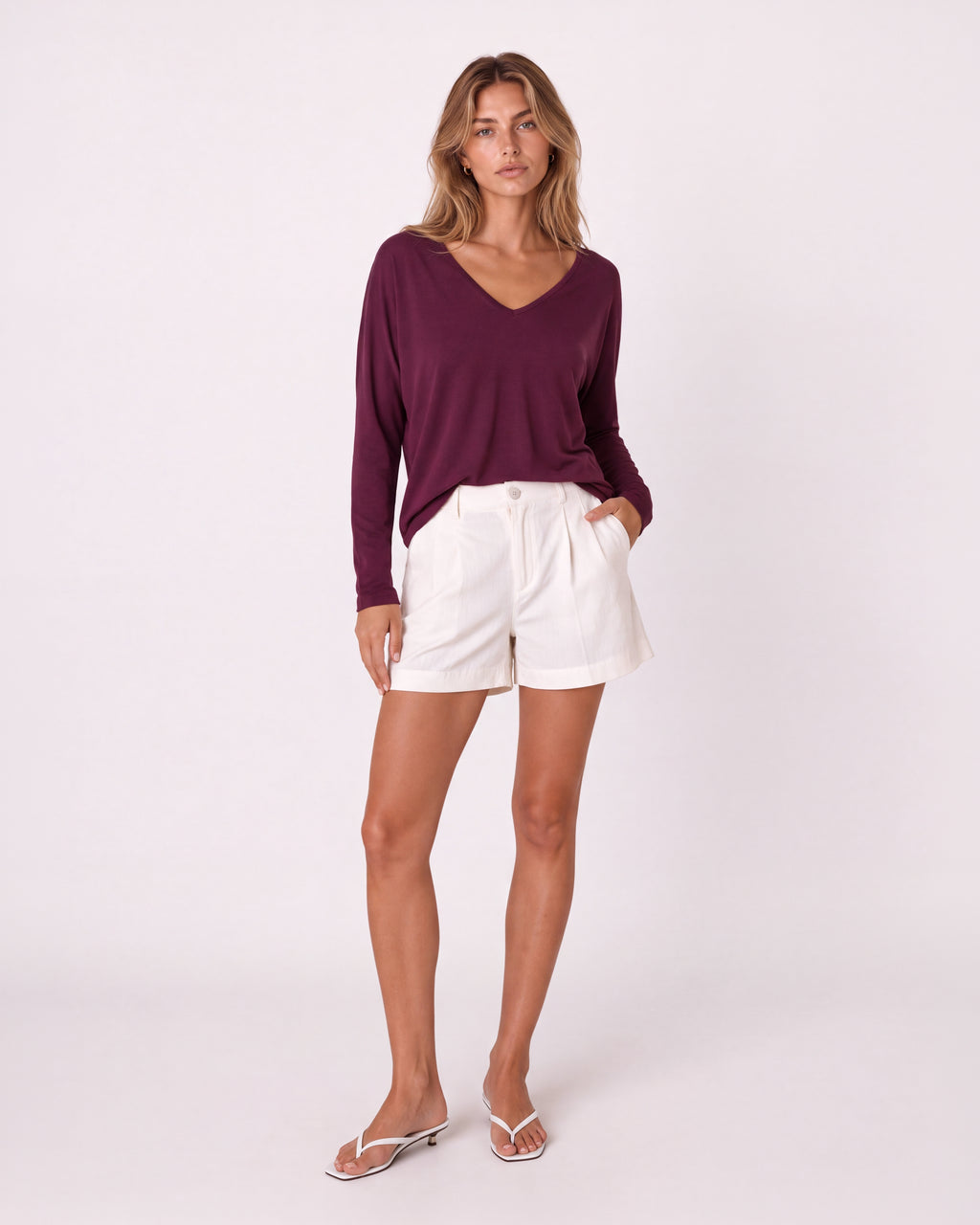 RELAXED V-NECK TOP