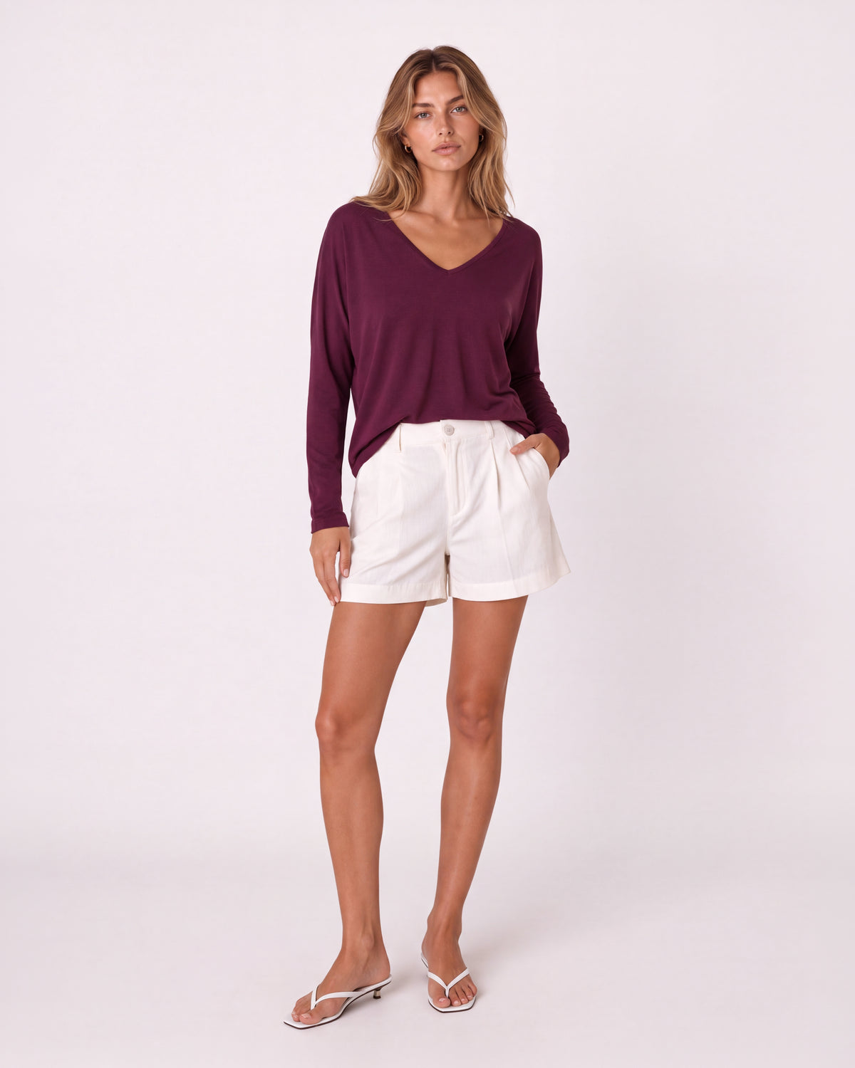 RELAXED V-NECK TOP