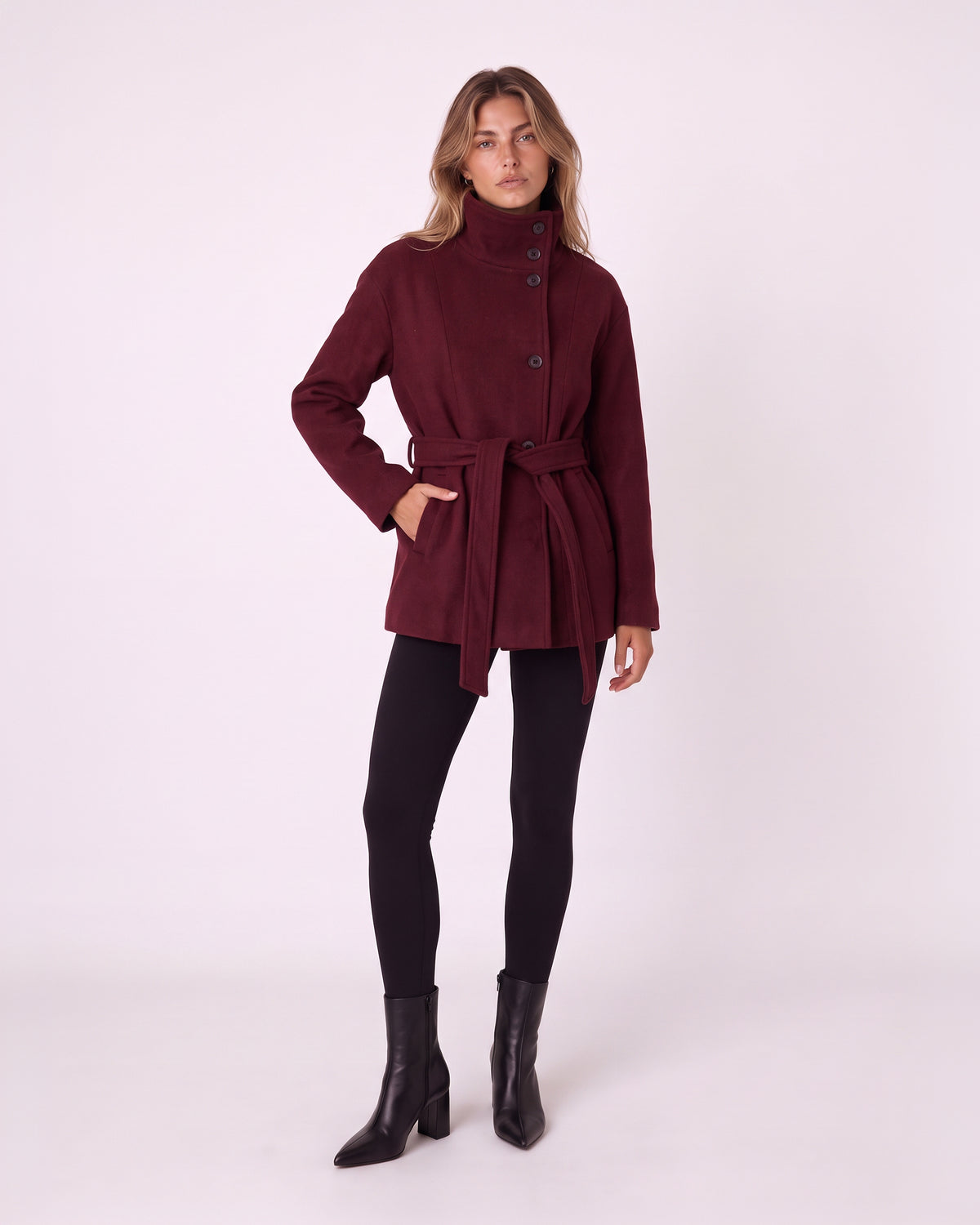 HIGH-NECK BUTTON-FRONT BELTED SHORT COAT