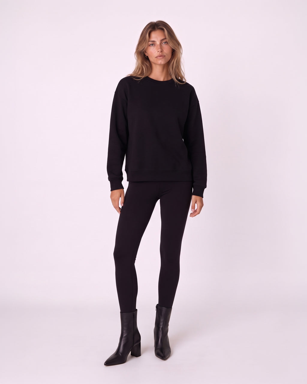 RELAXED FIT CREWNECK SWEATSHIRT
