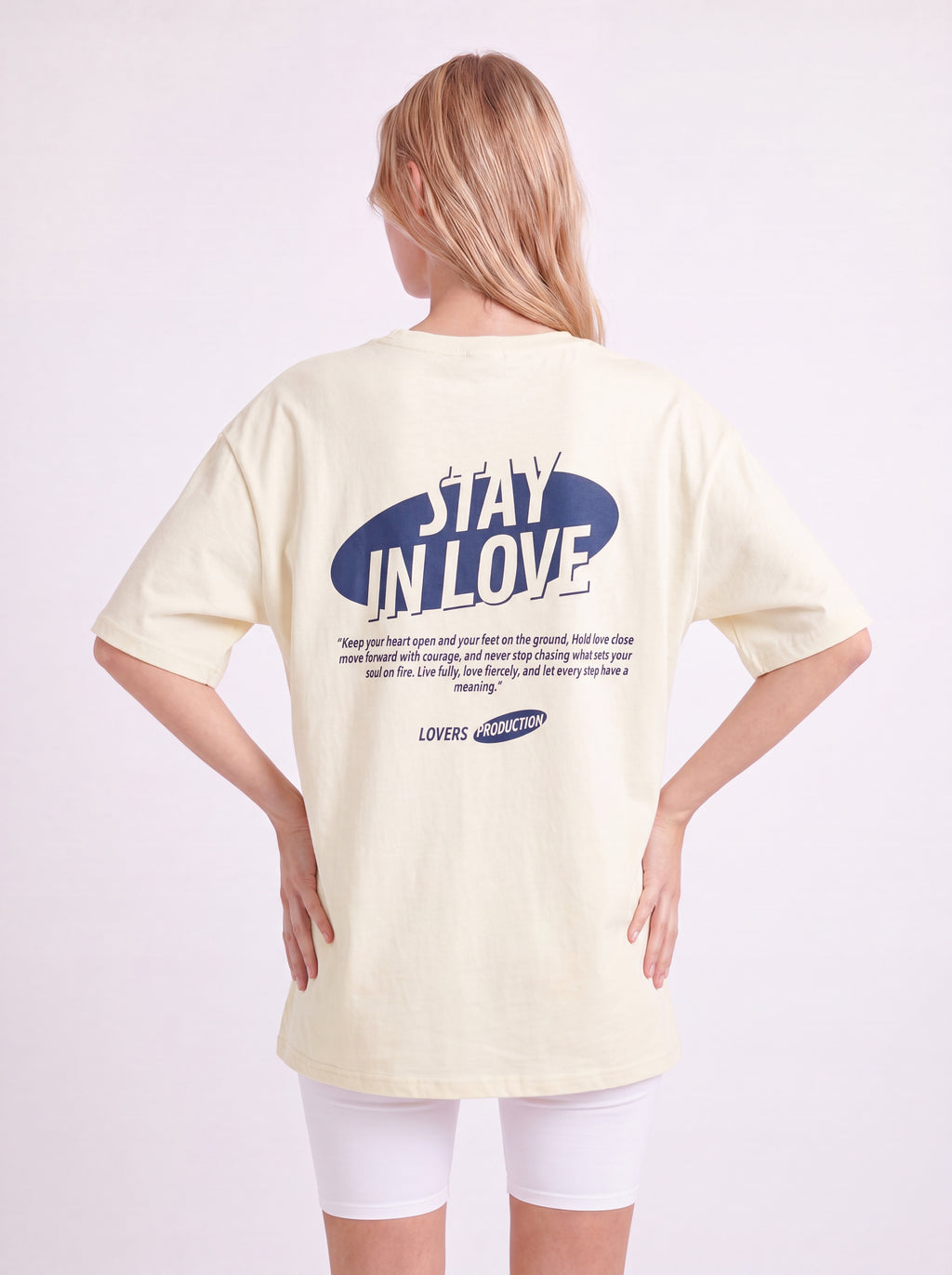 STAY IN LOVE OVERSIZED GRAPHIC T-SHIRT