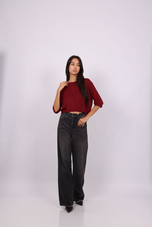 LIGHTWEIGHT LOOSE KNIT TOP