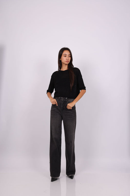 LIGHTWEIGHT LOOSE KNIT TOP