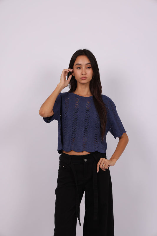 CROCHET SCALLOPED CROP TOP