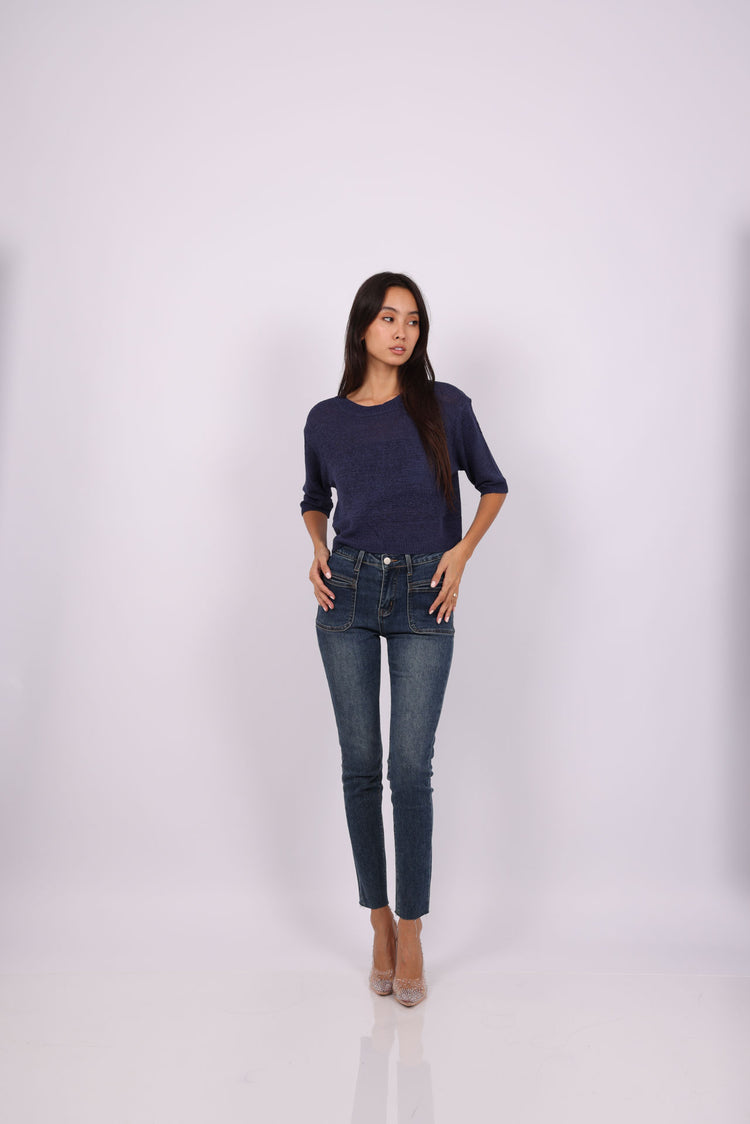 BLUE HIGH-RISE JEANS WITH FRONT PATCH POCKETS