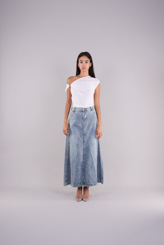 TWIST CHARM ONE-SHOULDER TOP