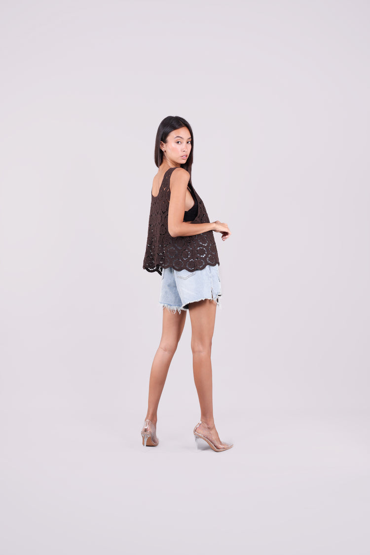 BLOOM CROCHET TOP