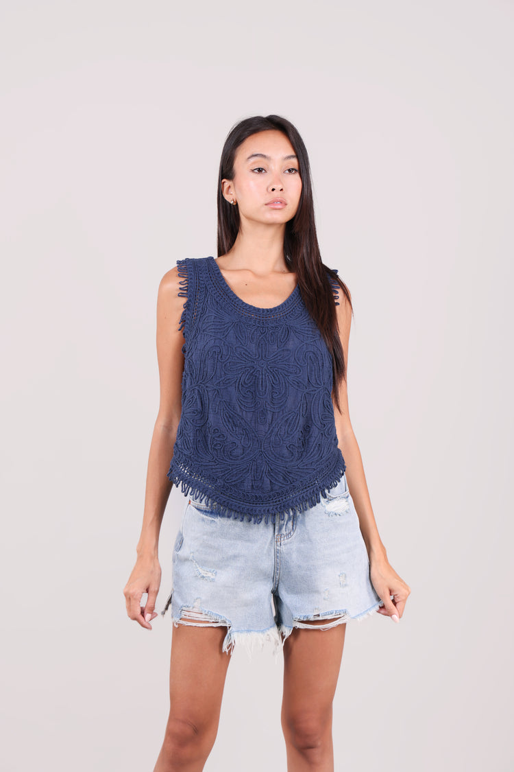 EMBROIDERED TOP WITH FRINGE HEM