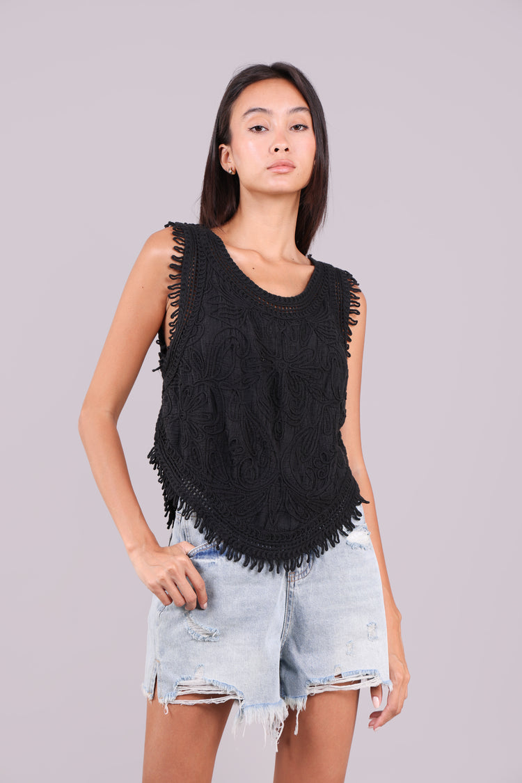 EMBROIDERED TOP WITH FRINGE HEM