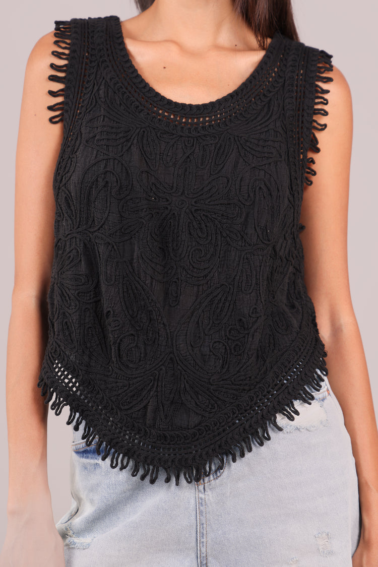EMBROIDERED TOP WITH FRINGE HEM