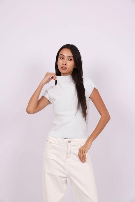 MOCK NECK KNIT TOP