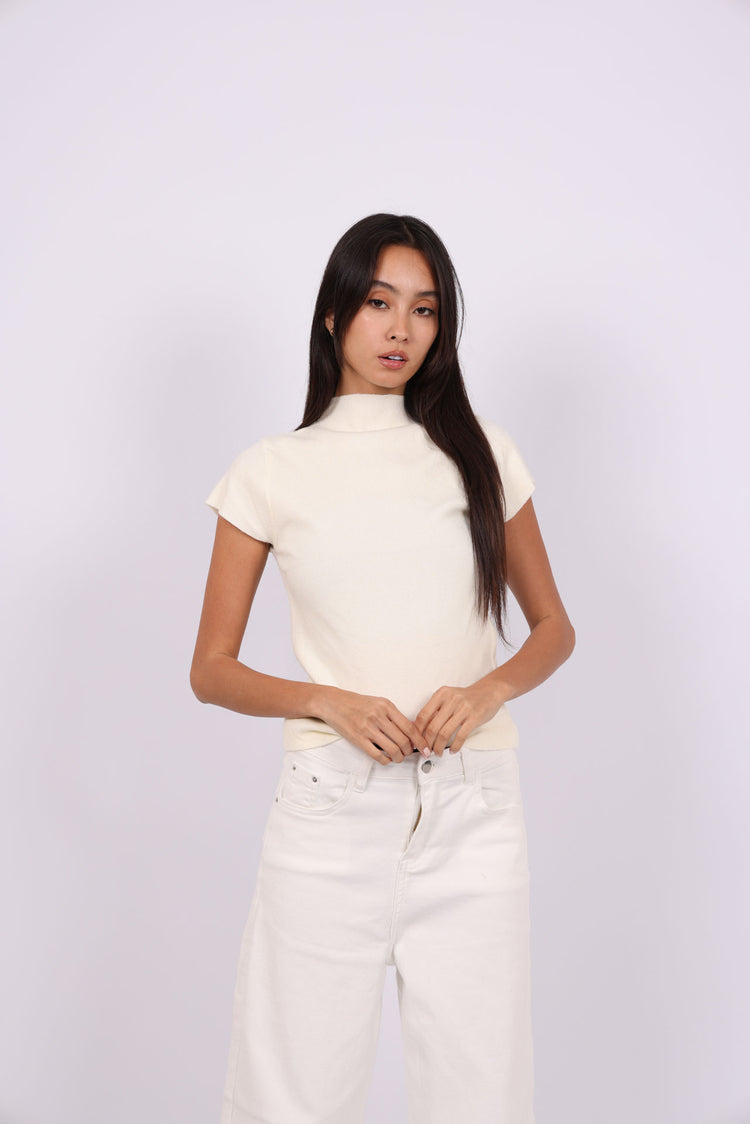 MOCK NECK KNIT TOP