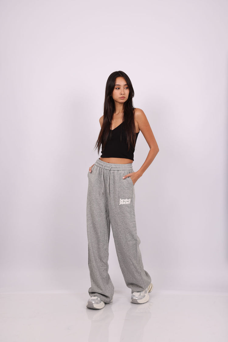 BROKEN PLANET OVERSIZED SWEATPANTS