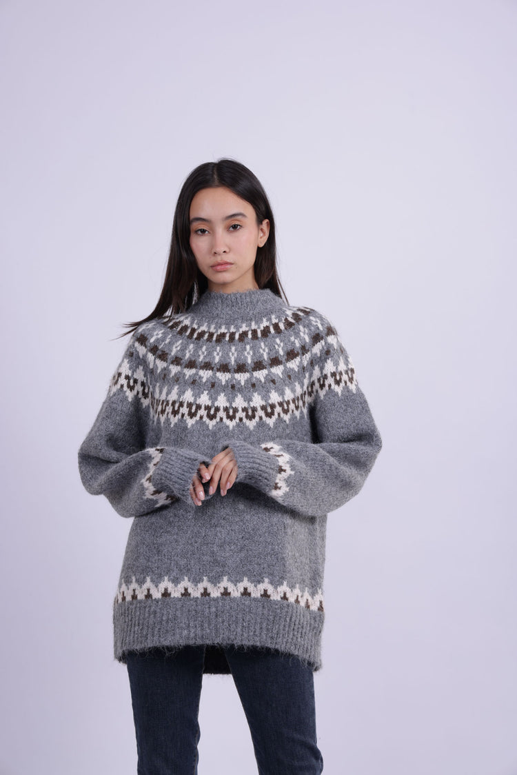 TRADITIONAL JACQUARD KNIT