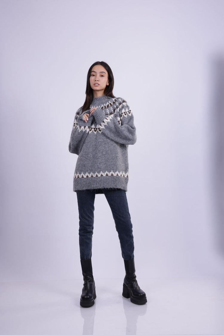 TRADITIONAL JACQUARD KNIT
