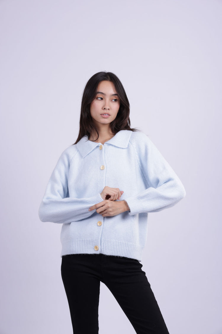 COLLARED KNIT CARDIGAN
