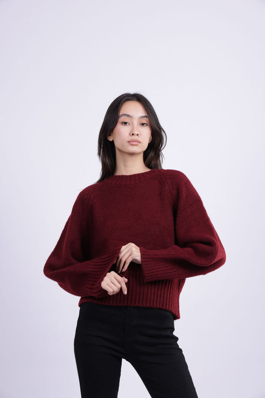 MINIMAL KNIT SWEATER